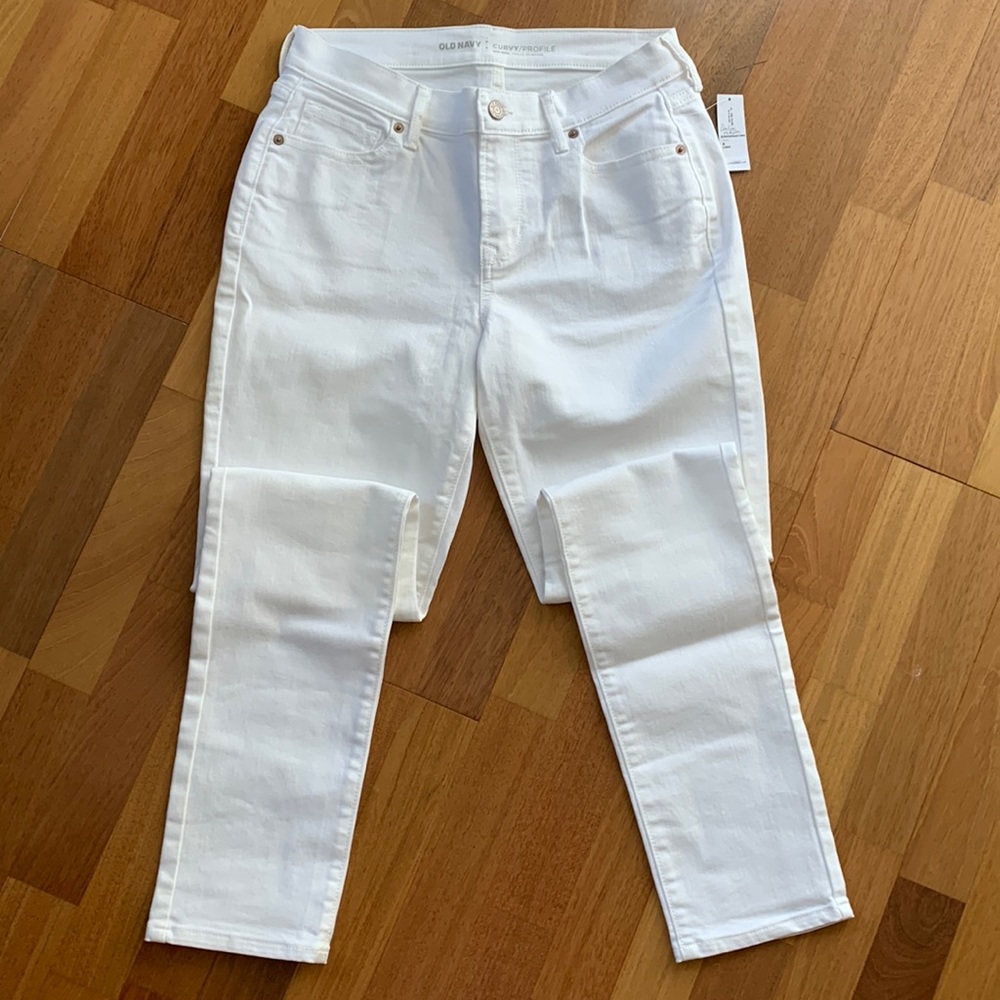 NWT Old Navy White Jeans